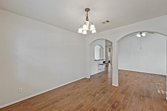 6918 Poncha Springs Ct in Houston, TX - Foto de edificio - Building Photo