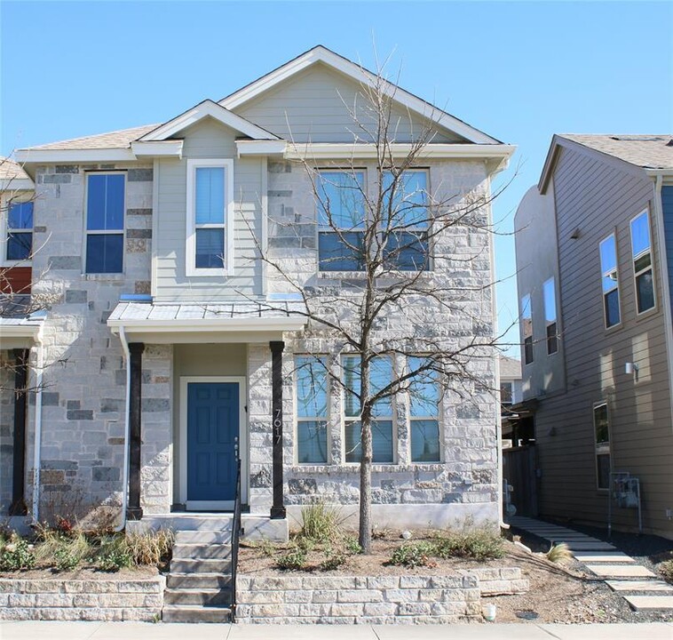 7617 Wolverine St in Austin, TX - Building Photo