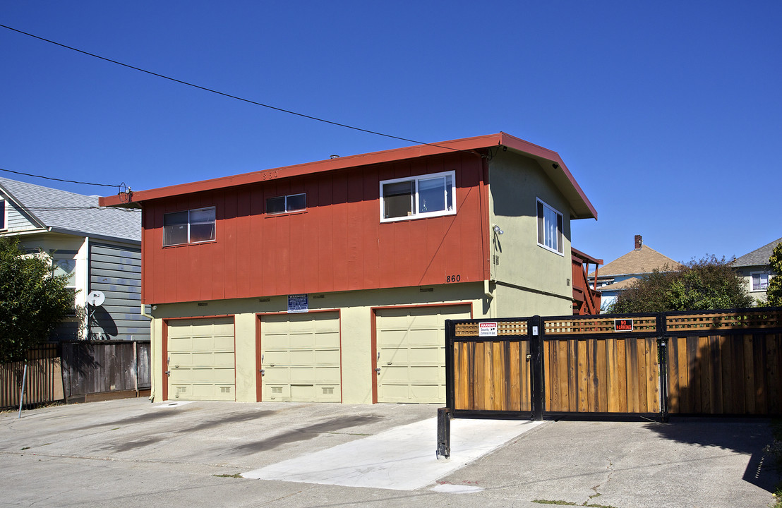 860 33rd St in Oakland, CA - Building Photo