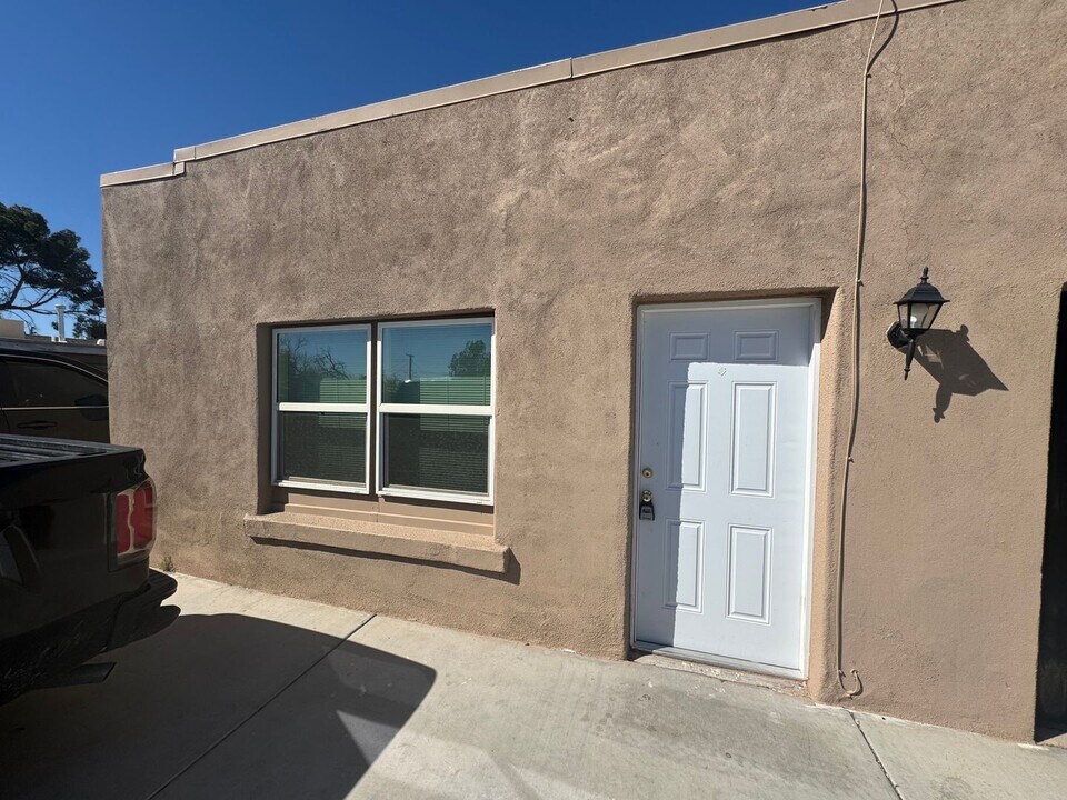 332 W Illinois St in Tucson, AZ - Building Photo