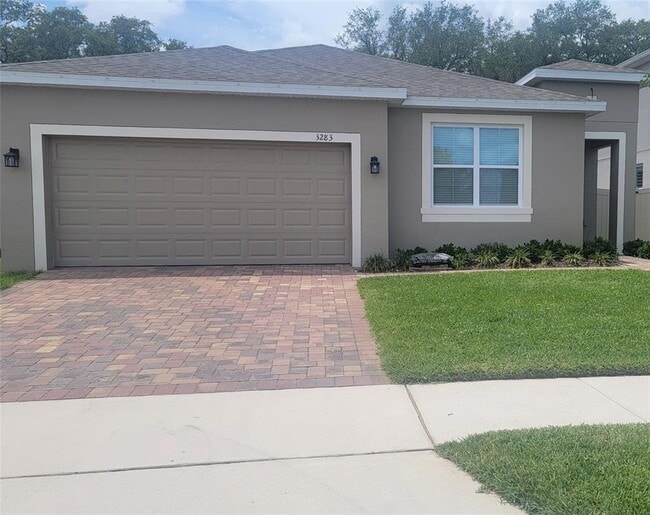 property at 3283 Stratton Cir
