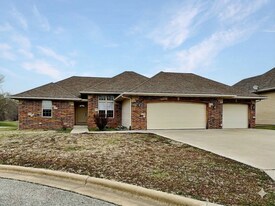 409 Cottage Pl in Republic, MO - Building Photo