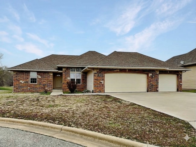 property at 409 Cottage Pl