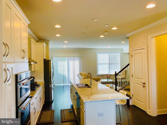 102 Agnes Grace Ln in Chesterbrook, PA - Building Photo - Building Photo