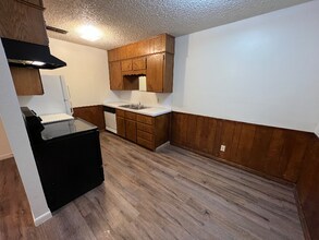 1702 Kirk Ave, Unit 101 in Killeen, TX - Foto de edificio - Building Photo