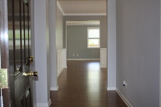 217 Edgecroft Way in Fuquay Varina, NC - Building Photo - Building Photo