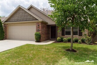 2657 N Valencia Ave in Fayetteville, AR - Building Photo - Building Photo