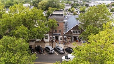 36 Main St in Sag Harbor, NY - Building Photo - Building Photo