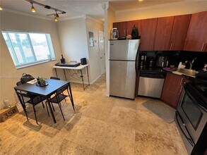 1856 NE 46th St in Fort Lauderdale, FL - Building Photo - Building Photo