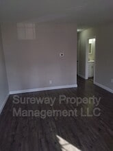 915 W Browning Rd in Bellmawr, NJ - Building Photo - Building Photo
