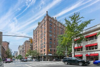 14-16 E 75th St in New York, NY - Foto de edificio - Building Photo