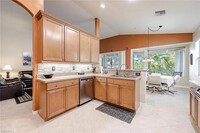 13091 Sandy Key Bnd, Unit 104 in North Fort Myers, FL - Foto de edificio - Building Photo