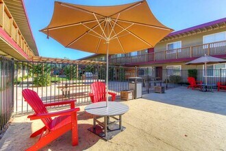 6233 Montecito Blvd in Santa Rosa, CA - Building Photo - Building Photo