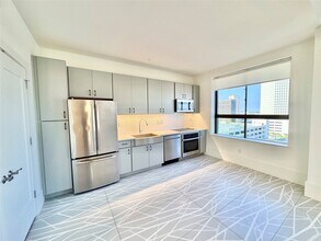 2201 Market St in Galveston, TX - Building Photo - Building Photo