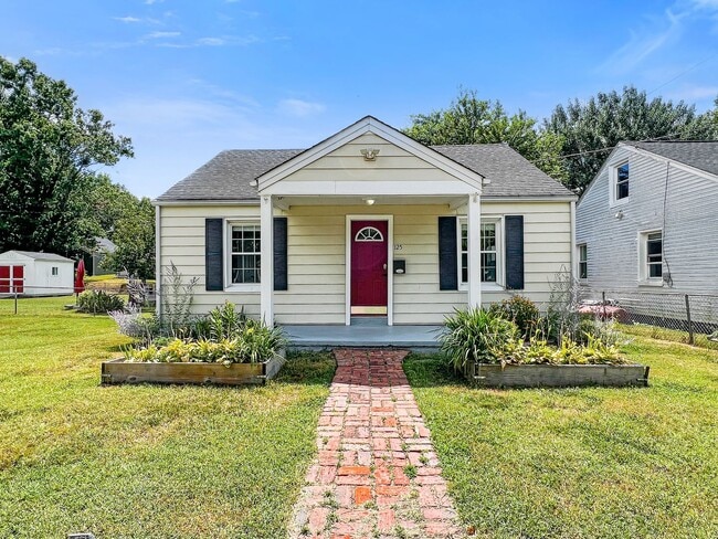 property at 1125 Sumpter St