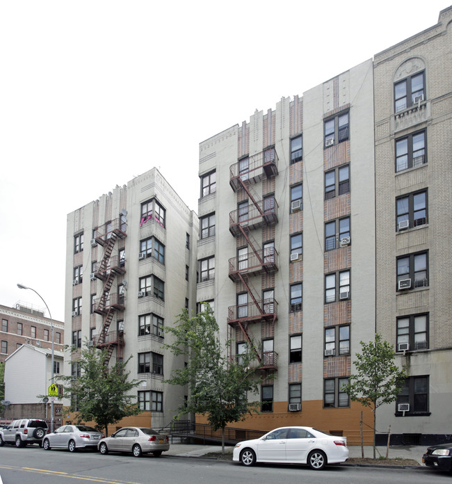 2350 Valentine Ave in Bronx, NY - Building Photo - Building Photo