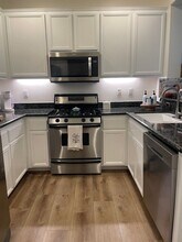 9 Elmhurst St in Ladera Ranch, CA - Building Photo - Building Photo