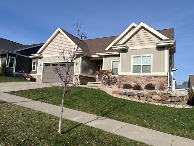 8916 Pine Hollow Pl in Verona, WI - Building Photo - Building Photo