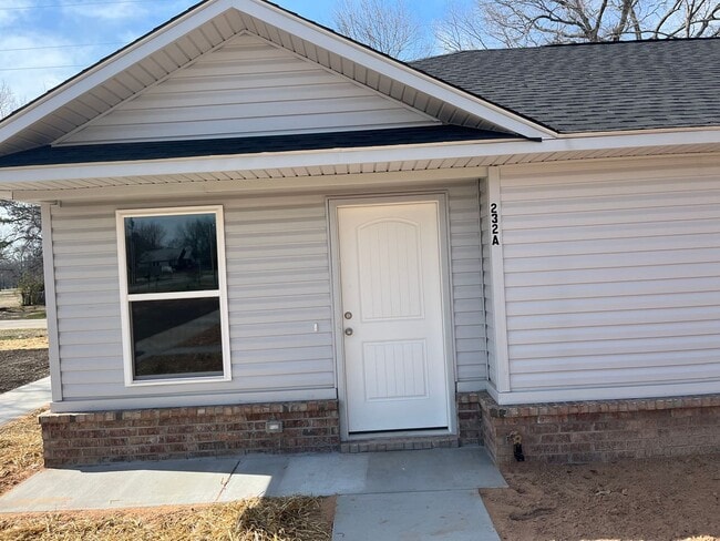 property at 232 W 8th St