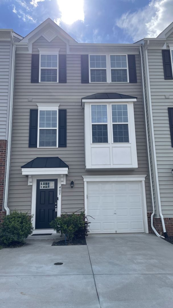 property at 407 Streamview Dr