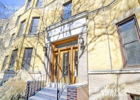 736 W California Terrace in Chicago, IL - Building Photo