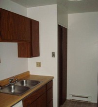 White Oak Square Apartments in Amelia, OH - Building Photo - Interior Photo