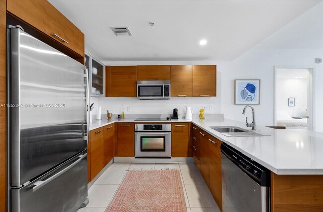 3250 NE 1st Ave in Miami, FL - Building Photo - Building Photo
