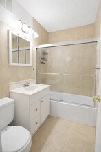 56 Beaver St, Unit 4F in New York, NY - Foto de edificio - Building Photo