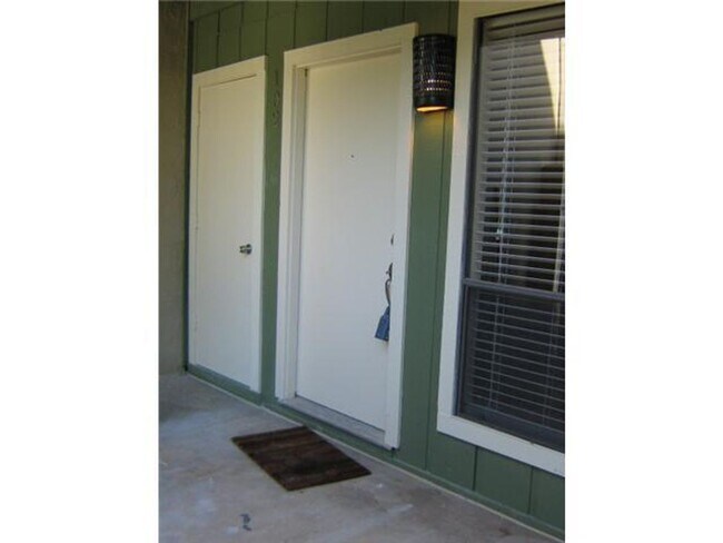 1509 W 39th 1/2 St in Austin, TX - Building Photo - Building Photo