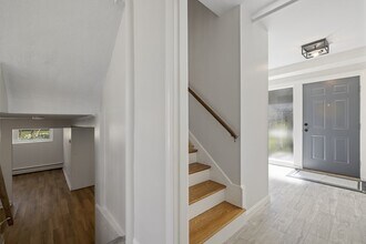 24 Tyler Rd in Lexington, MA - Building Photo - Building Photo