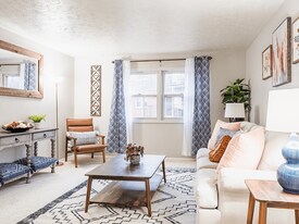 The Colonial Apartment Homes