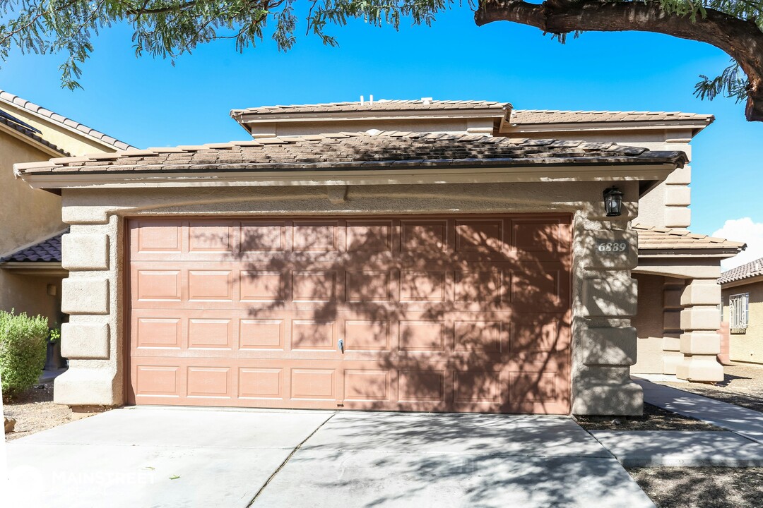 6839 S Cottontail Run Ave in Tucson, AZ - Building Photo