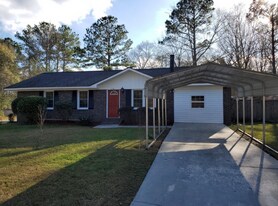 115 Lisa Dr in Summerville, SC - Building Photo