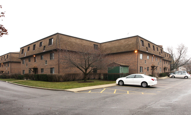 Kensington Commons in Mount Prospect, IL - Building Photo - Building Photo