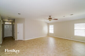 2820 Granite Cove in New Braunfels, TX - Building Photo - Building Photo