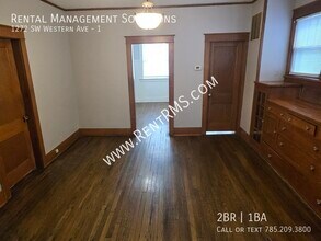 1272 SW Western Ave in Topeka, KS - Building Photo - Building Photo