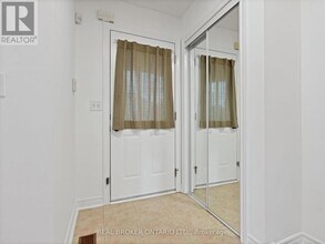 462 Staines Rd in Toronto, ON - Building Photo - Building Photo