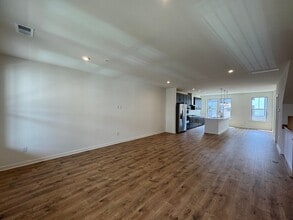 20972 Bluebird Sq in Countryside, VA - Building Photo - Building Photo