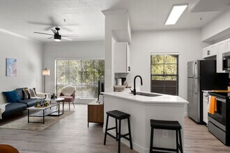 875 W Pecos Rd in Chandler, AZ - Building Photo - Building Photo