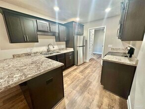 7797 Ira Dr in Pensacola, FL - Building Photo - Building Photo