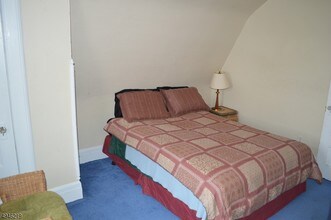 44 Fairmount Ave-Unit -5 in Chatham, NJ - Building Photo - Building Photo