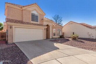 819 W Kyle Ct in Gilbert, AZ - Building Photo - Building Photo