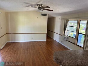 3161 SW 53rd Ave in Davie, FL - Building Photo - Building Photo