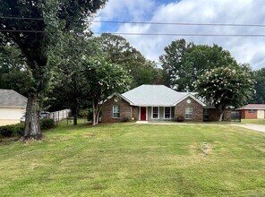 810 Carter Rd in Prattville, AL - Building Photo - Building Photo