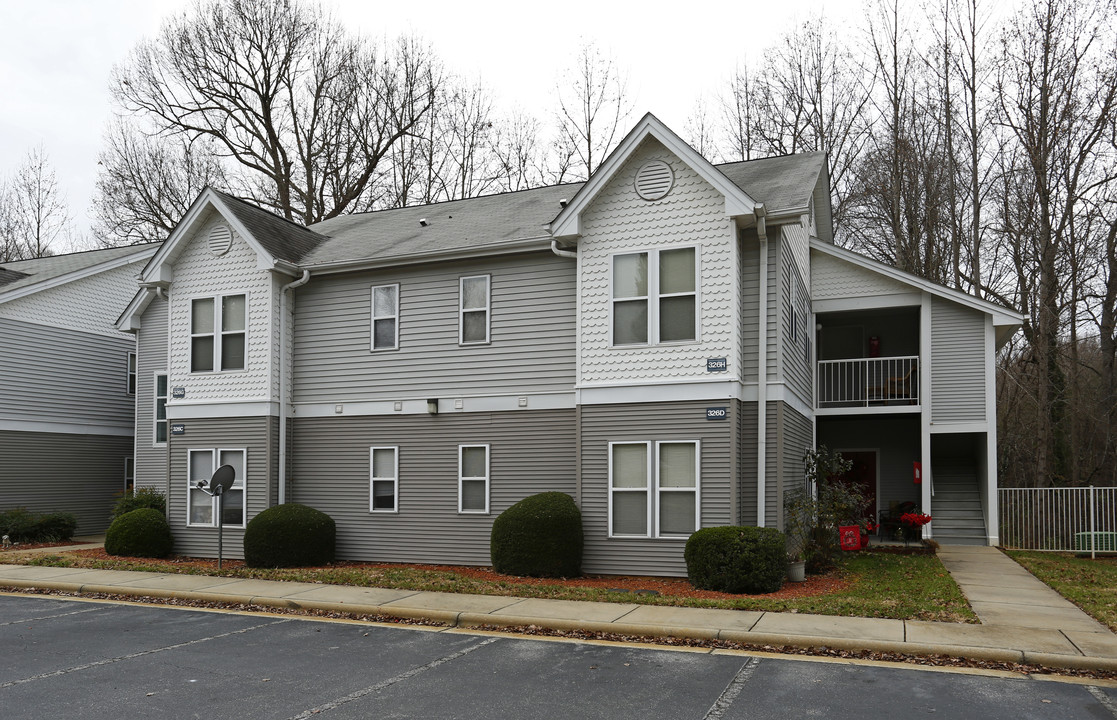 Parkview Apartment Homes in Mooresville, NC - Building Photo