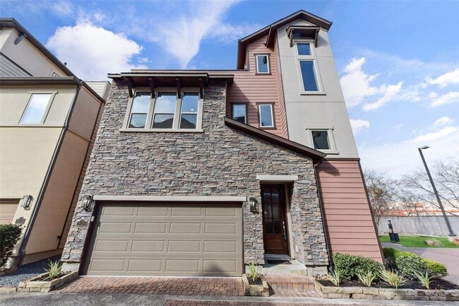 property at 2635 Fountain Key Blvd