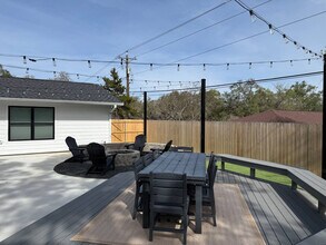 1303 Langford St, Unit SI ID1497790P in College Station, TX - Building Photo - Building Photo