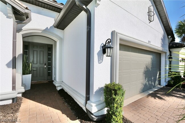 8191 Lucello Ter S in Naples, FL - Building Photo - Building Photo