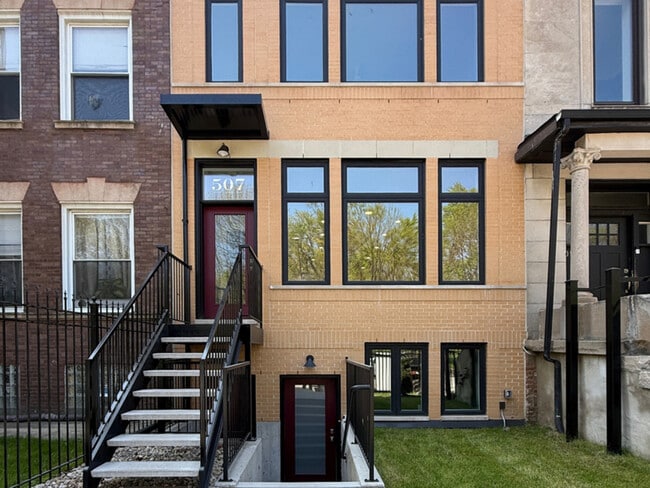 property at 507 E 60th St