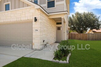 236 Joseph Cir in Schertz, TX - Foto de edificio - Building Photo